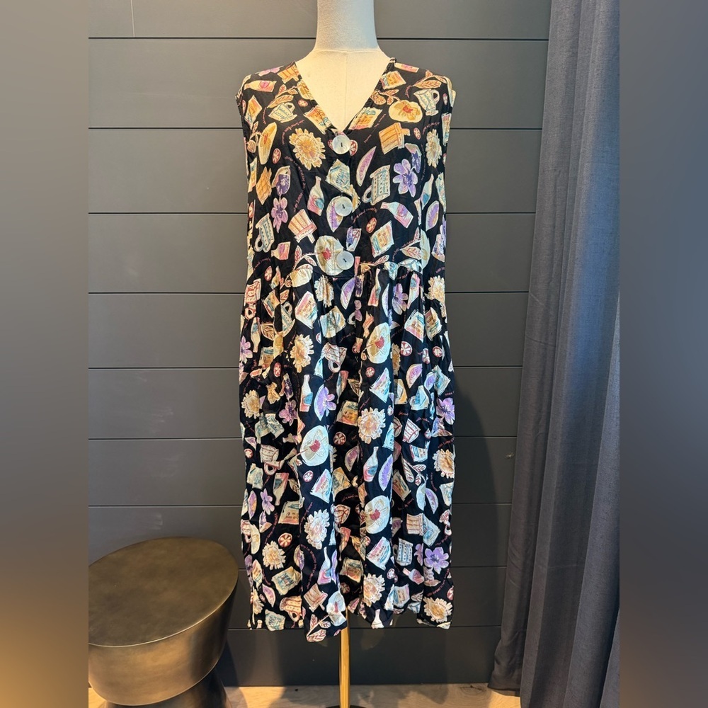 Jenny Helene Vintage 90s Black Lightweight Flowy Midi Dress with Pastel Print